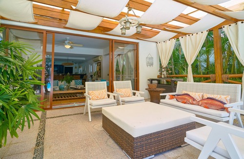 Portillo Villa | Fantanstic Harmony Beach Villa in El Portillo