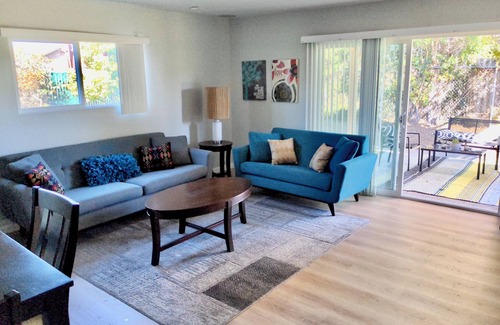 University City Maison | Fantastic 3-bedroom house with AC in sunny San Diego