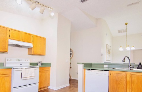 Clear Creek Maison | Fantastic 5BD House w/Private Pool - 9mi/Disney!