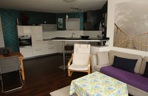 Bad Wildungen Appartement | Fantastique appartement avec terrasse, grand jardin et vue magnifique