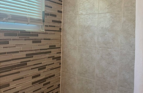 Rockville Maison | Fantastic Bedroom in Rockville, NIH/NCI/NIAID - 25 min Washington DC