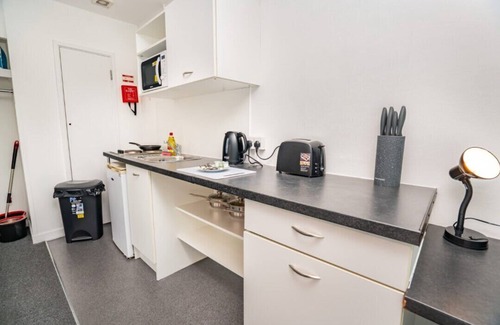 Coventry City Centre Appartement | Fantastic Budget Studio in Coventry City Centre