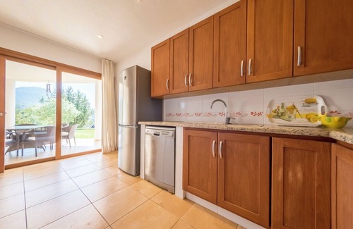 Sant Josep de sa Talaia Villa | Propriété de rêve avec vue sur les montagnes, piscine et Wi-Fi - animaux domestiques acceptés, places de parking à disposition