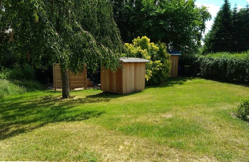 Delve Appartement | Fantastic first floor apartment with direct garden access into the countryside