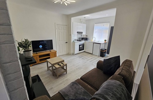 South Hornchurch Appartement | Fantastic Four Apartments, 20 minutes train ride to central London