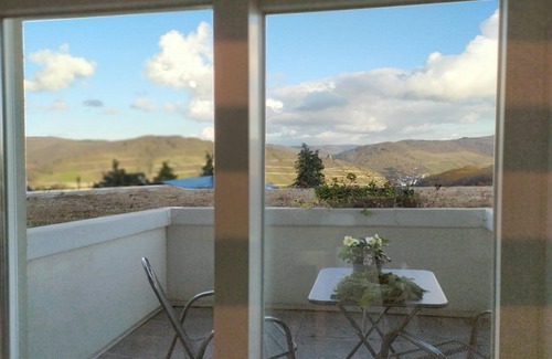 Mainz-Bingen Appartement | Fantastic view high above the Rhine