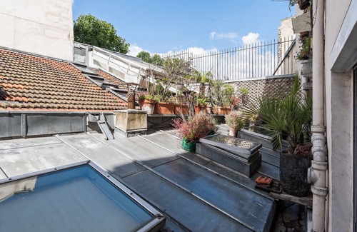 Marais Appartement | Grand appartement idéalement situé magnifique jardin sur le toit de Paris