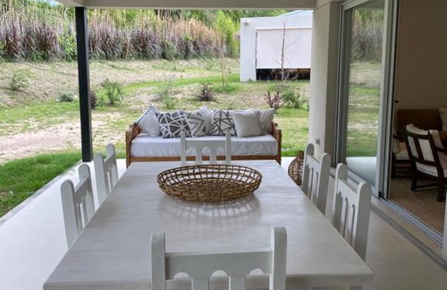 Villa San Lorenzo Appartement | FANTASTICO DUPLEX CON JARDIN Y PISCINA!