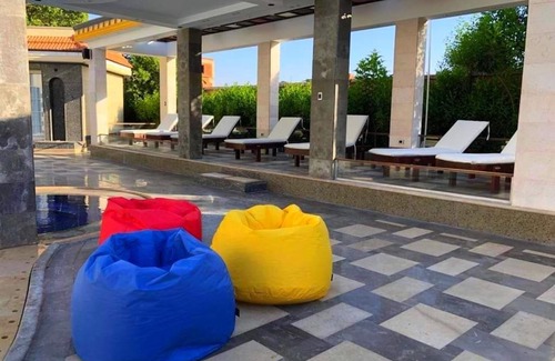 6th of October City Chalet De Ski | Fantasy chalet