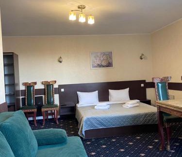 Kosuv Stary Hôtel | Faraon Hotel
