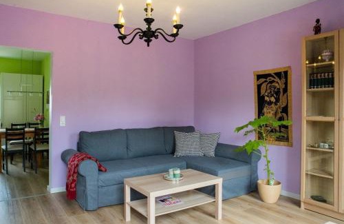 Detmold Appartement | farbenfrohe Ferienwohnung