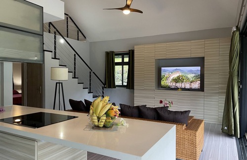 Point Matira Maison | Fare Luna comfy new home in Bora Bora