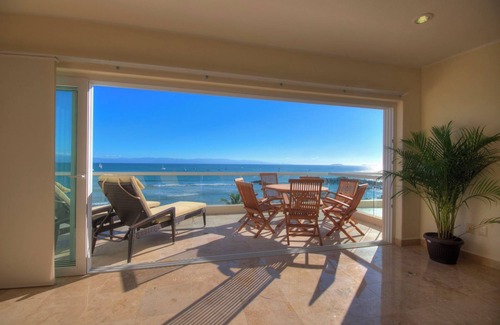 Emiliano Zapata Copropriété | Farito Beachfront Penthouse, Surf & Paddle Board.