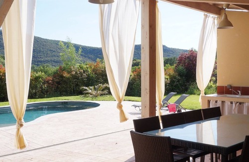 Quissac Cottage | Gîte à la ferme dans un authentique mas cévenol avec piscine privative