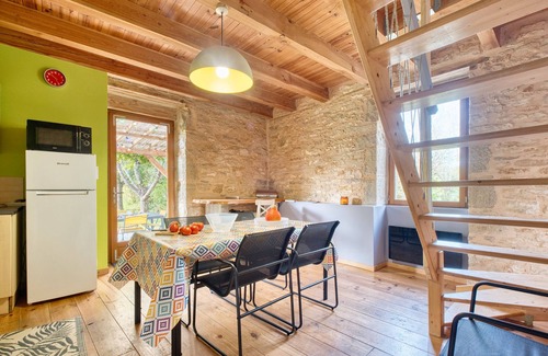 Sainte-Orse Maison | Farm Cottage in the Heart of Haut Périgord Noir – Authenticity, Comfort, and Nature