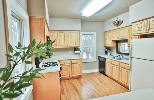 Mankato Maison | Farm House Retreat