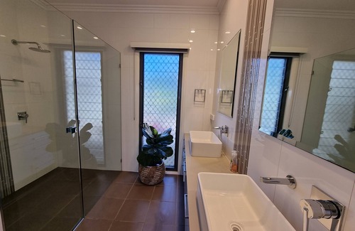 Palmers Channel Autre | Farm, pool, lots of space close to Yamba. Pet Friendly