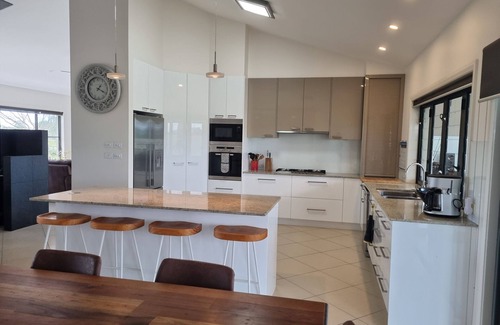 Palmers Channel Autre | Farm, pool, lots of space close to Yamba. Pet Friendly