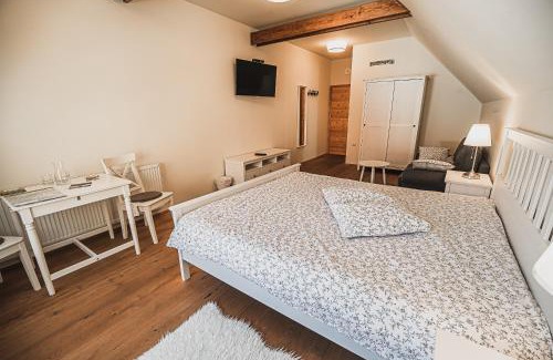 Bostanj Maison | Farm stay Žurej