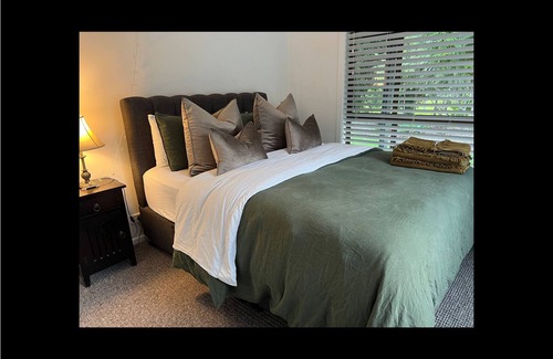 Larnook Autre | Farm-stay +16 acres + Mineral Pool; 1 hr to Byron Bay, 30 to Nimbin & Lismore.