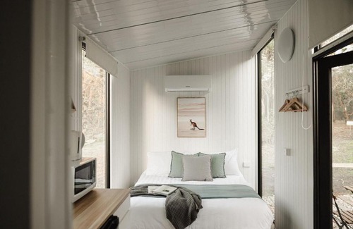 Falls Creek Maison | Farm Stay at Jervis Bay
