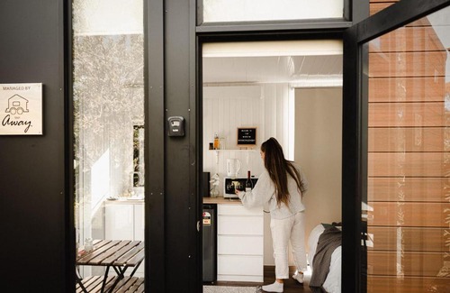 Falls Creek Maison | Farm Stay at Jervis Bay