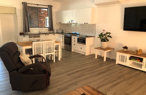 Mindaribba Maison | Farm Stay Halee Park MAITLAND