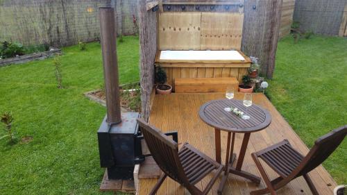 Tapawera Maison | Farm Therapy- Farm Stay & Digital Detox Retreat