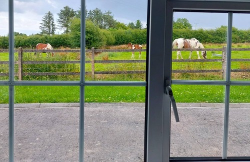 Frenchpark Maison | Farm View Cottage Castlerea