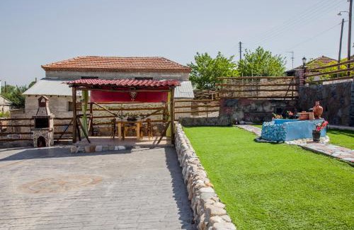 Tragilos Maison | Farma House Vasilo - Escape Cottage Retreat