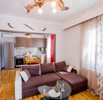 Tragilos Maison | Farma House Vasilo - Escape Cottage Retreat