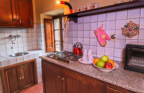 Monte Santa Maria Tiberina Maison | Farmhouse in Umbria near Palazzo Bourbon