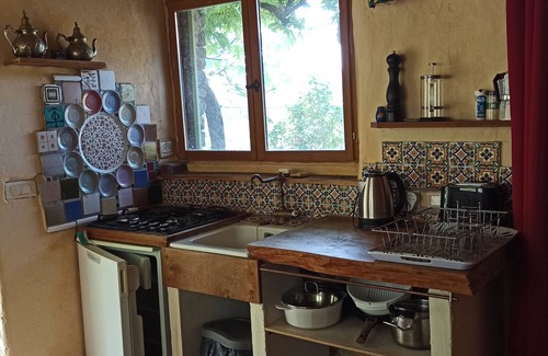 Sainte-Croix-de-Caderle Autre | Farmhouse in the heart of nature, close to rivers, hiking trails and attractions.