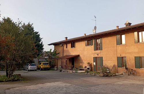 Nigoline Bonomelli Appartement | Farmhouse in the heart of the hills of Franciacorta and a few km from Lake Iseo