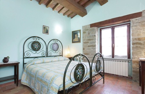 Apecchio Autre | Farmhouse in Apecchio with Pool & Spa