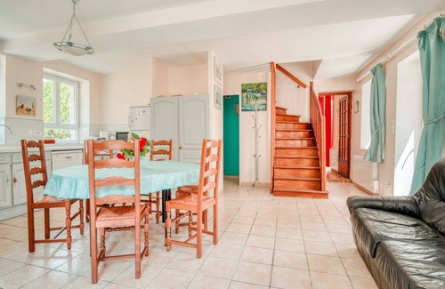 Boncourt Autre | Ferme confortable à Boncourt avec barbecue