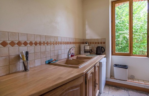 Giroux Autre | Ferme rustique à Giroux avec terrasse