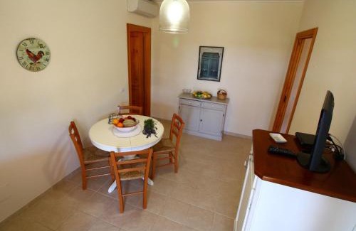 Montalto di Castro Maison | Farmhouse in Montalto near Sandy Beaches