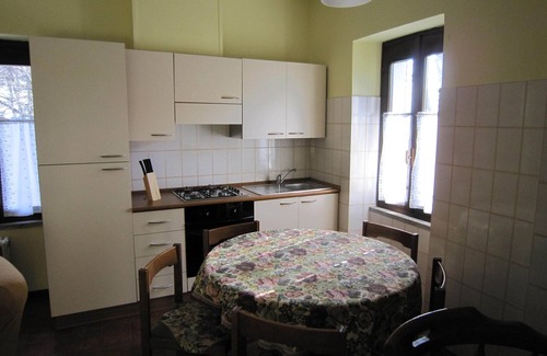 Verbania Appartement | Farmhouse in Verbania with Mountain Views