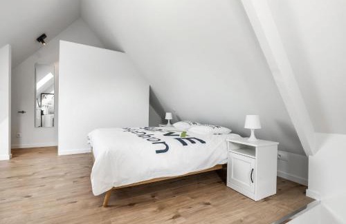 Alken Maison | Farmhouse including studio with Garden