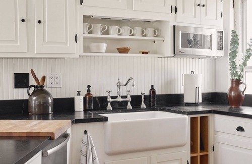 Hollowville Autre | Farmhouse retreat with private pool, outdoor shower, fire pit.