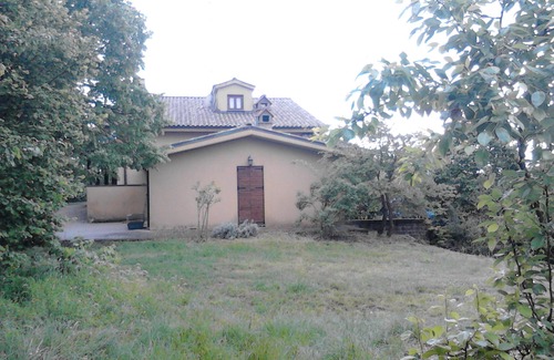 Capranica Maison | FARMHOUSE SURROUNDED BY GREENERY AND CULTIVATED FIELDS OF VEGETABLES
