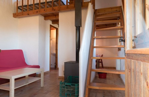 Serinya Autre | Appartement rural 2 chambres avec kitchenette et salle de bain complète