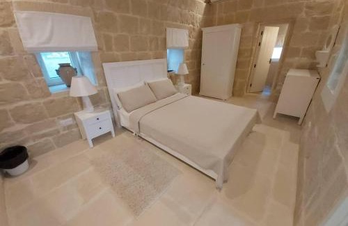 Birbuba Villa | Farmhouse Villa in Gozo with large pool & garden