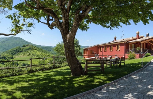 Acqualagna Appartement | Ferme avec piscine immergée dans un cadre naturel de la Montefeltro - 1 -