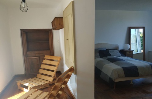 La Bazouge-du-Desert Autre | Farmhouses in the heart of nature