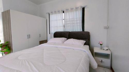 Lom Sak Maison | FarmStay Tawanchai ฟาร์มสุขตะวันฉาย YS