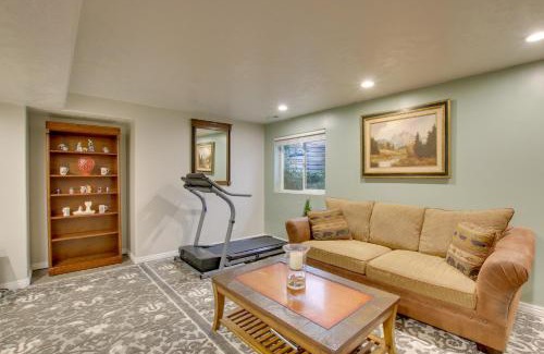 Farr West Appartement | Farr West Apartment on Farm Less Than 25 Mi to Ski Resorts
