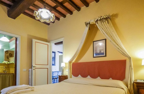 San Michele di Moriano Appartement | Farro, apartment in a small wine farm with swimming pool