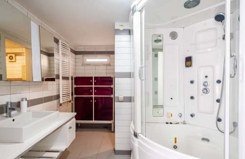 Nisantasi Appartement | Fascinating Flat near Citys Mall with Terrace
